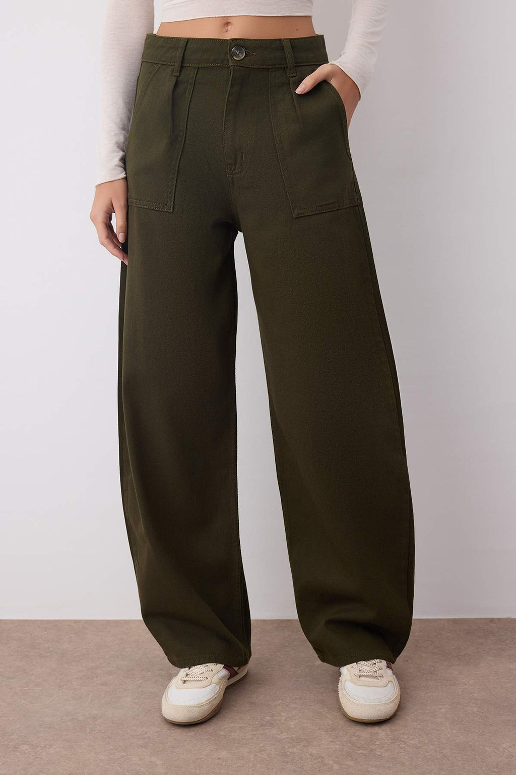 Trendyolmilla Haki Barrel Kalıp %100 Pamuk Gabardin Pantolon TWOAW26PL00084