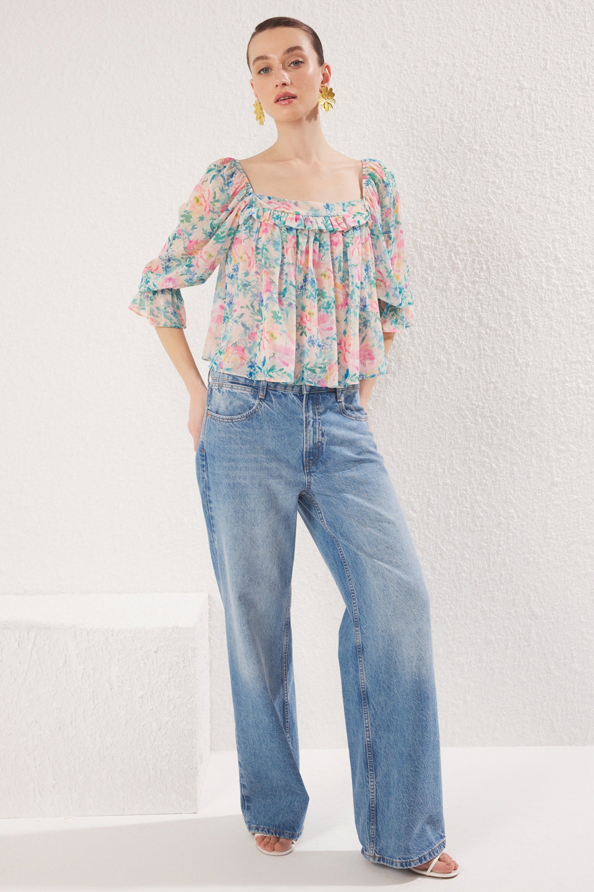 Yeşil Şifon Kare Yaka Balon Kol Dokuma Bluz TWOSS25BZ00351 Secondary image