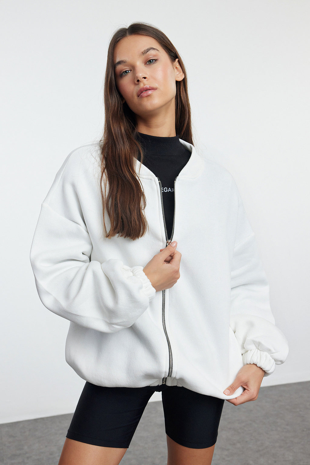 Trendyolmilla Teen Koyu Bordo Fermuarlı Oversize/Geniş Kalıp Kalın İçi Polarlı Örme Sweatshirt TWOAW25SW00122