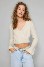 Trendyolmilla Kahverengi Crop Yumuşak Dokulu Kruvaze Triko Kazak TWOAW24KZ00381