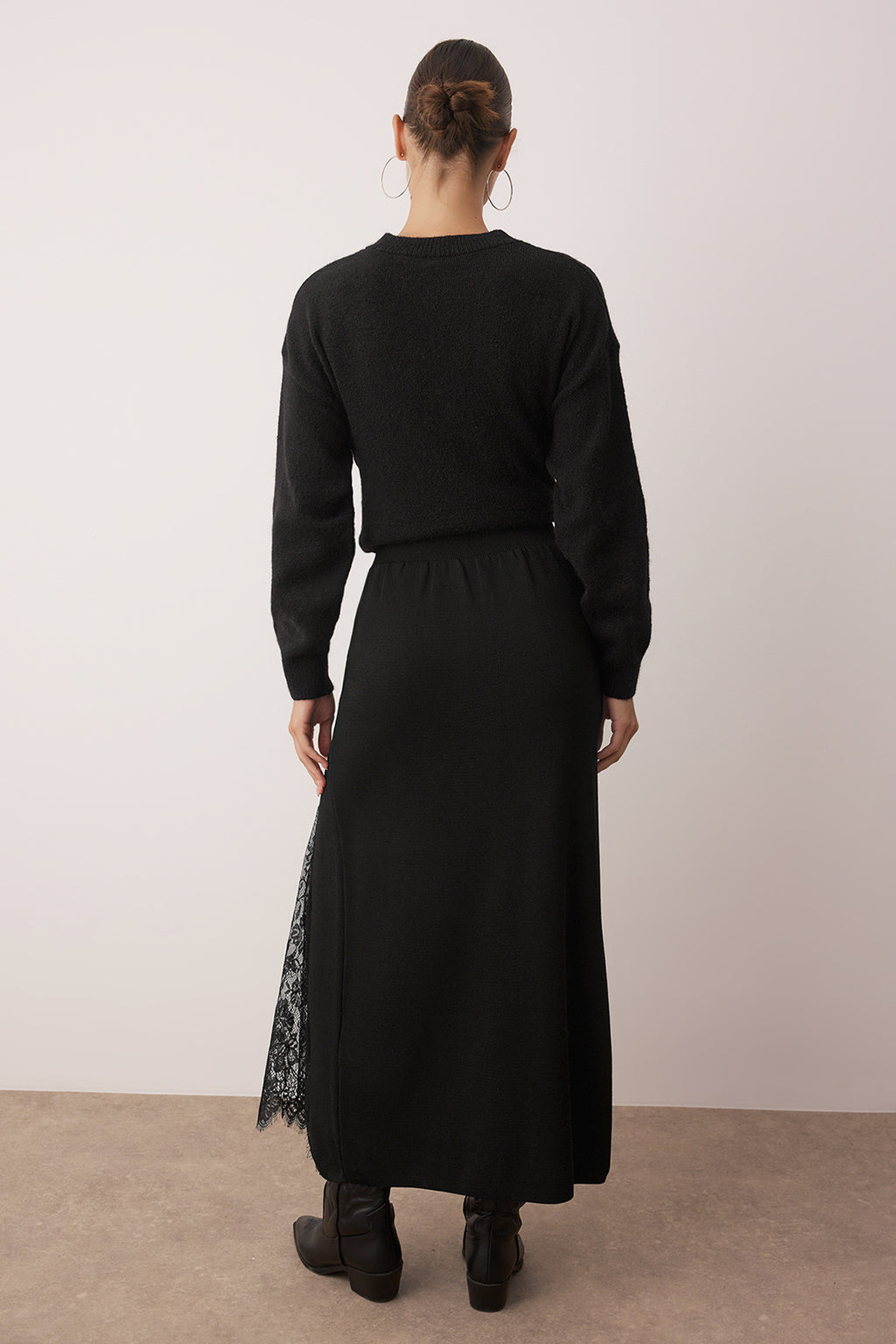 Trendyolmilla Bordo Dantelli Yırtmaç Detaylı Maxi Triko Etek TWOAW26ET00117