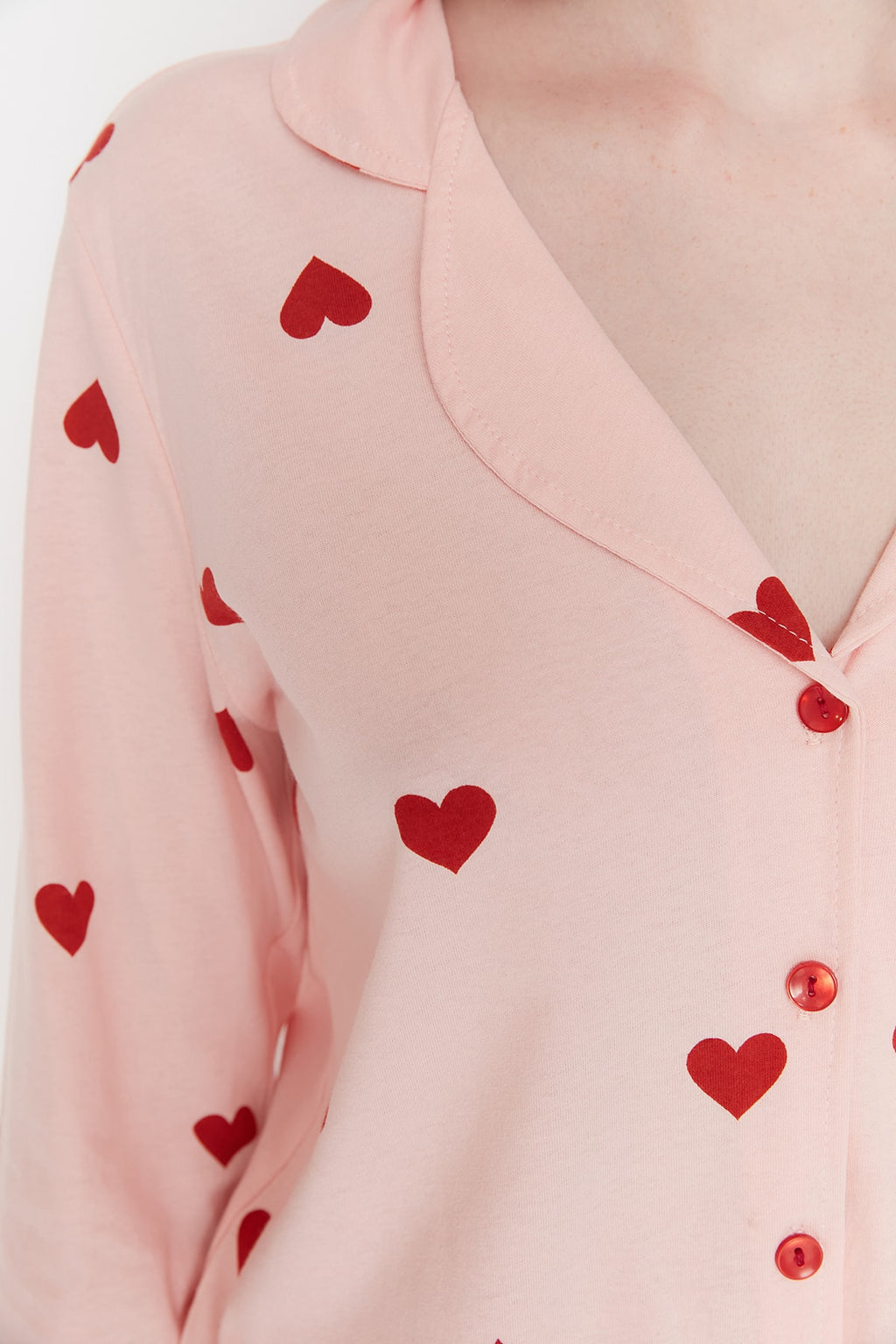 Trendyolmilla Kırmızı %100 Pamuklu Kalpli Örme Pijama Takımı THMAW21PT0548
