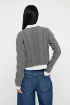 Trendyolmilla Teen Koyu Gri Gömlek Garnili Detaylı Crop Triko Kazak TWOAW26KZ00047