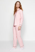 Trendyolmilla Mavi Çizgi Desenli Biyeli İçi Polarlı Gömlek-Pantolon Örme Pijama Takımı THMAW24PT00050