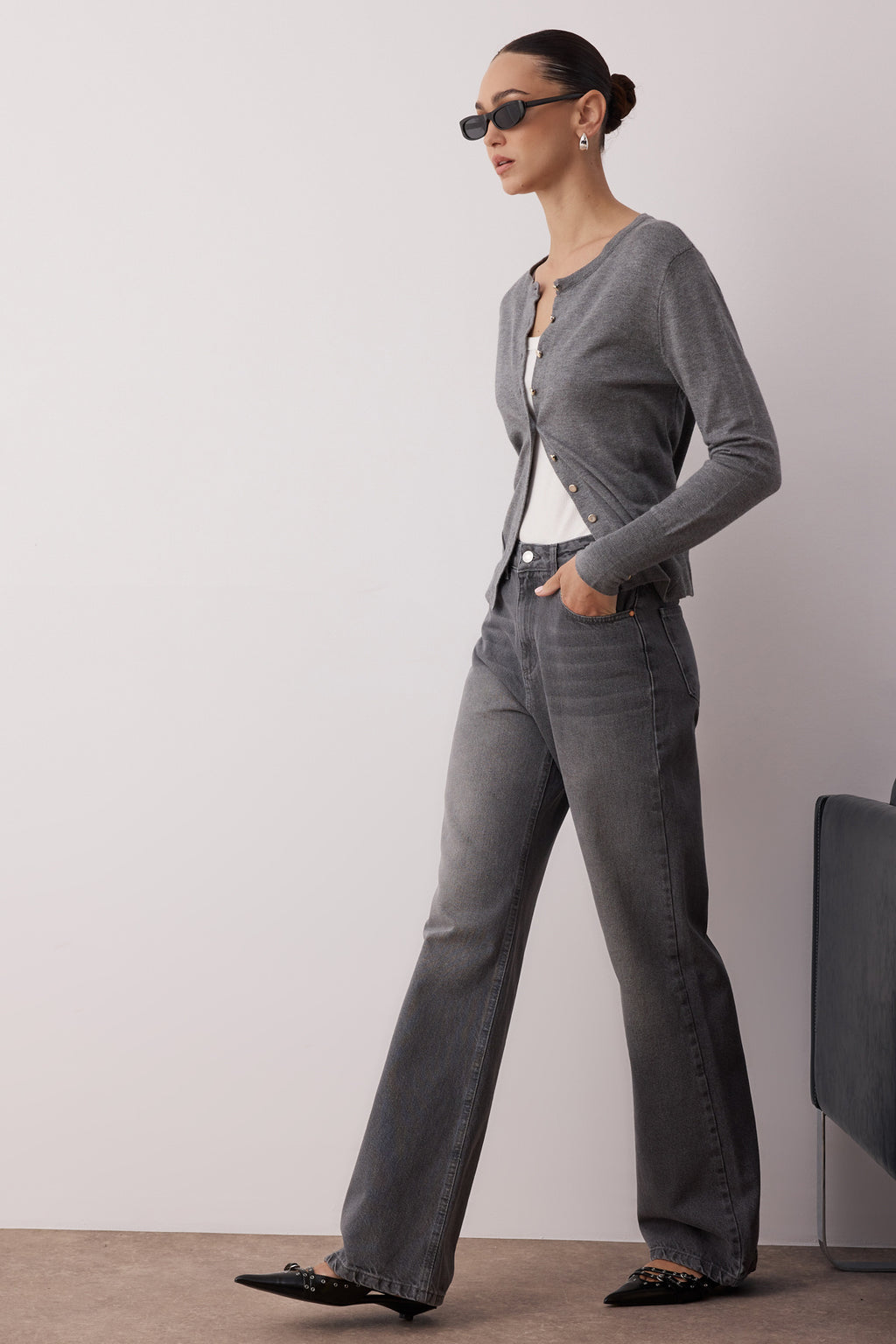 Trendyolmilla Mavi Soluk Efekt Vintage Yüksek Bel Wide Leg Geniş Paça %100 Pamuk Non-Stretch Jeans TWOAW24JE00089