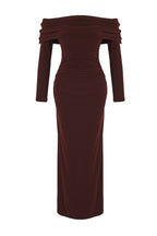 Trendyolmilla Limited Edition Siyah Büzgülü Carmen Yaka Esnek Maxi Örme Elbise TWOAW26EL00112