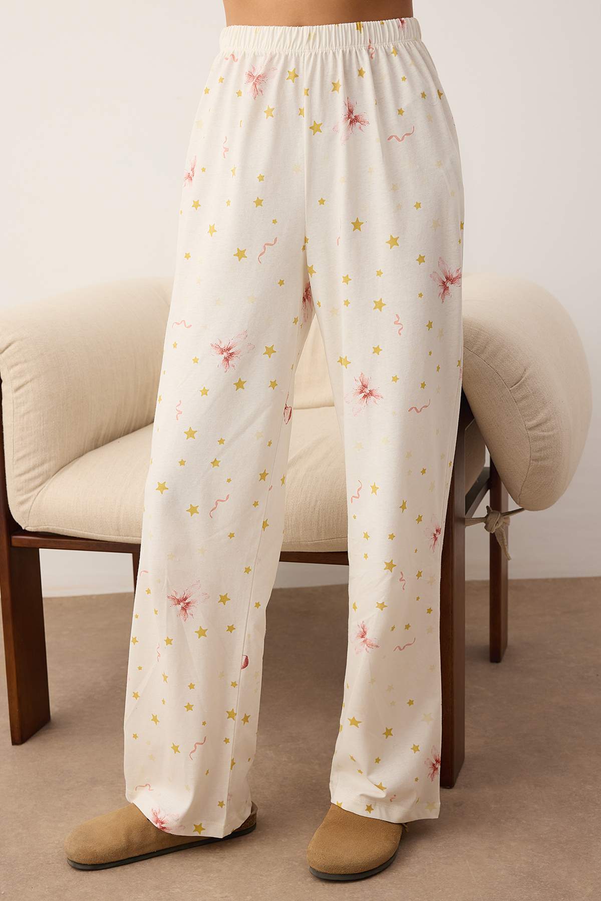 Ekru %100 Pamuklu Kurdele ve Yıldız Baskılı Örme Pijama Takımı THMAW26PT00116