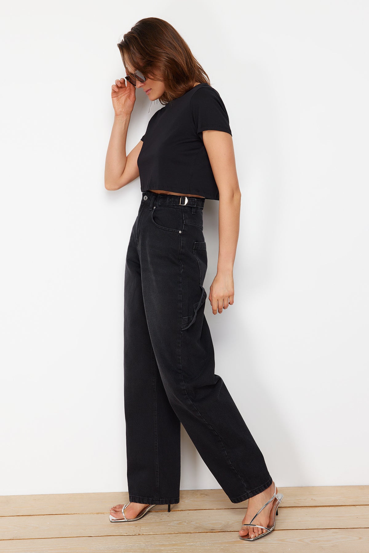 Trendyolmilla Açık Mavi More Sustainable Bol Kesim Yüksek Bel Carpenter Skater Jeans TWOAW24JE00308