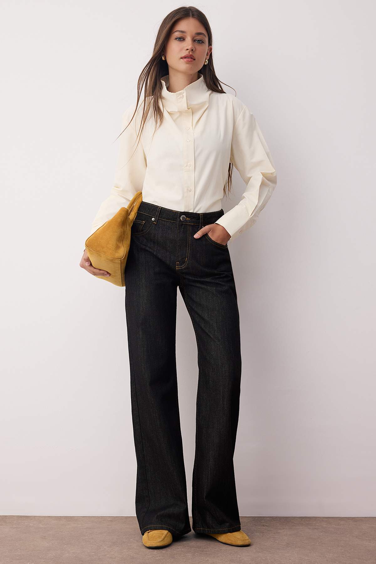 Siyah Yüksek Bel Geniş Paça Wide Leg Jeans TWOAW26JE00070