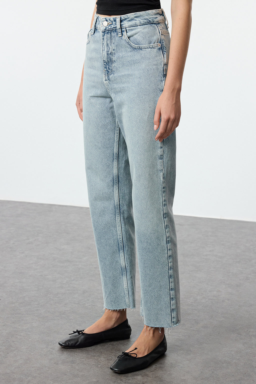 Trendyolmilla Haki Paçası Kesikli Yüksek Bel Straight Jeans TWOAW25JE00307