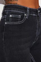 Siyah Kontrast Dikişli Yüksek Bel Orta Esnek Flare İspanyol Jeans TWOSS22JE0460