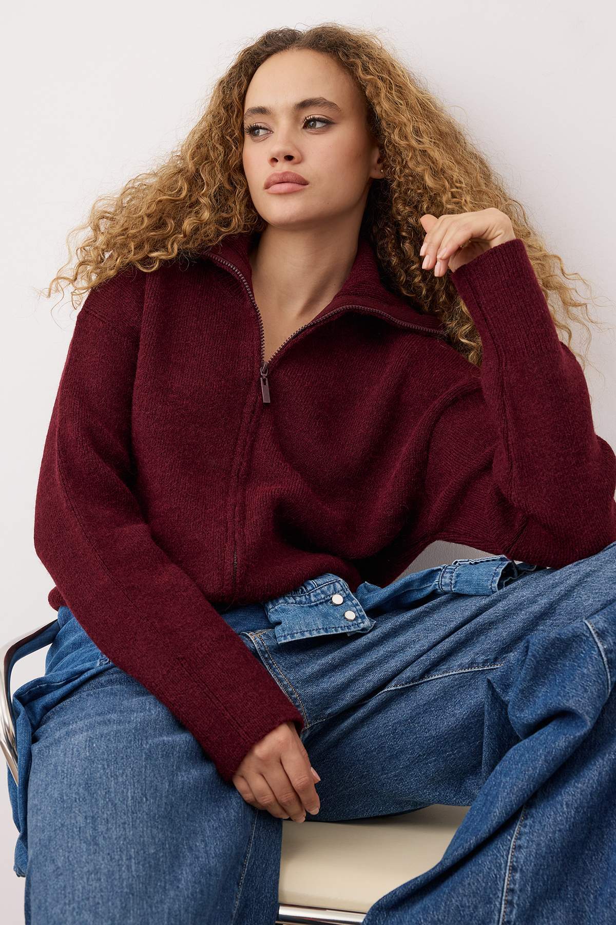 Trendyolmilla Wardrobe Essentials Taş Yumuşak Dokulu Geniş Kalıp Fermuarlı Triko Hırka | TWOAW26HI00092
