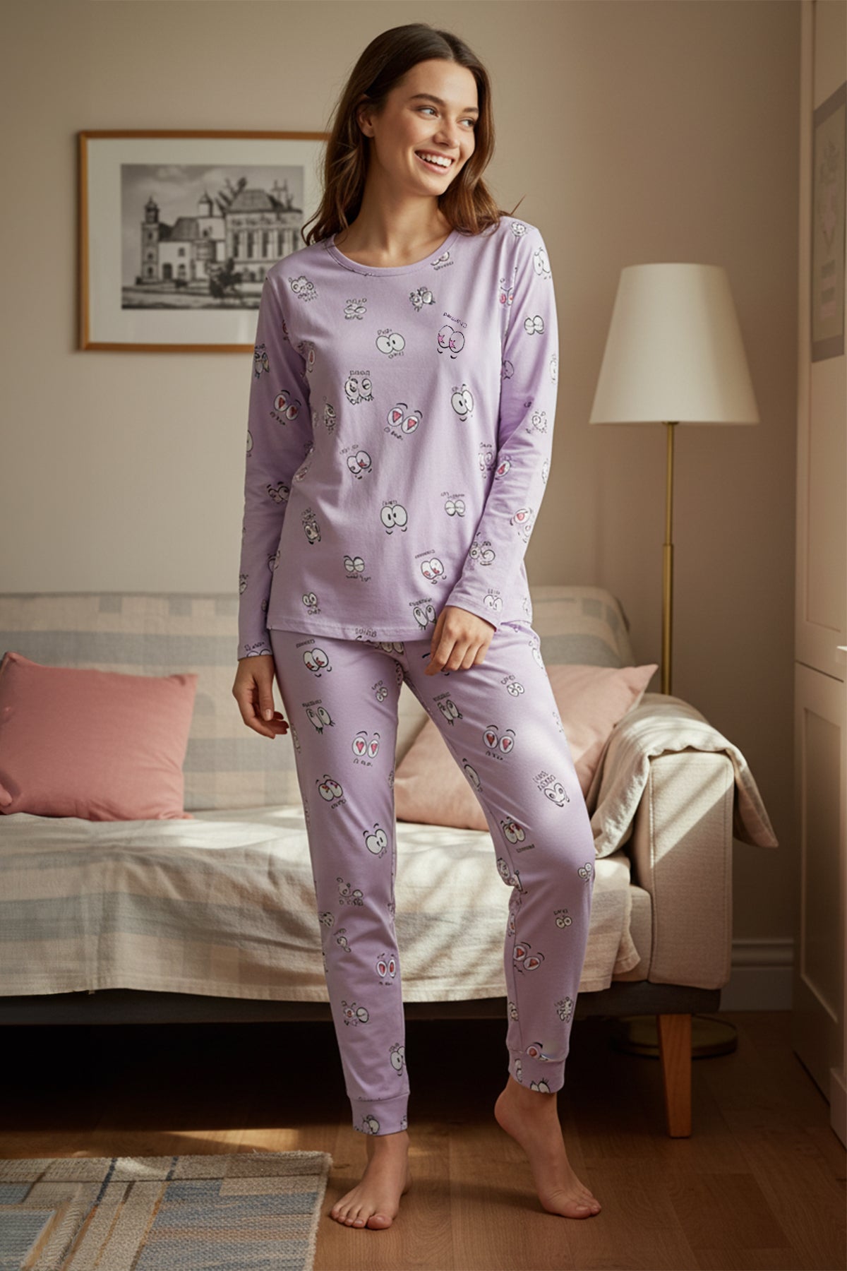 Trendyolmilla Lila %100 Pamuklu Göz Desenli T-shirt-Jogger Örme Pijama Takımı THMAW22PT0270 Main image