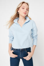 Trendyolmilla Mavi Selanik/Triko Görünümlü Fermuarlı Yaka Regular/Normal Kalıp Örme Sweatshirt TWOAW22SW0732