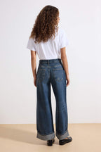 Trendyolmilla Koyu Mavi Katlı Paça Normal Bel Loose Baggy Jeans TWOSS25JE00001