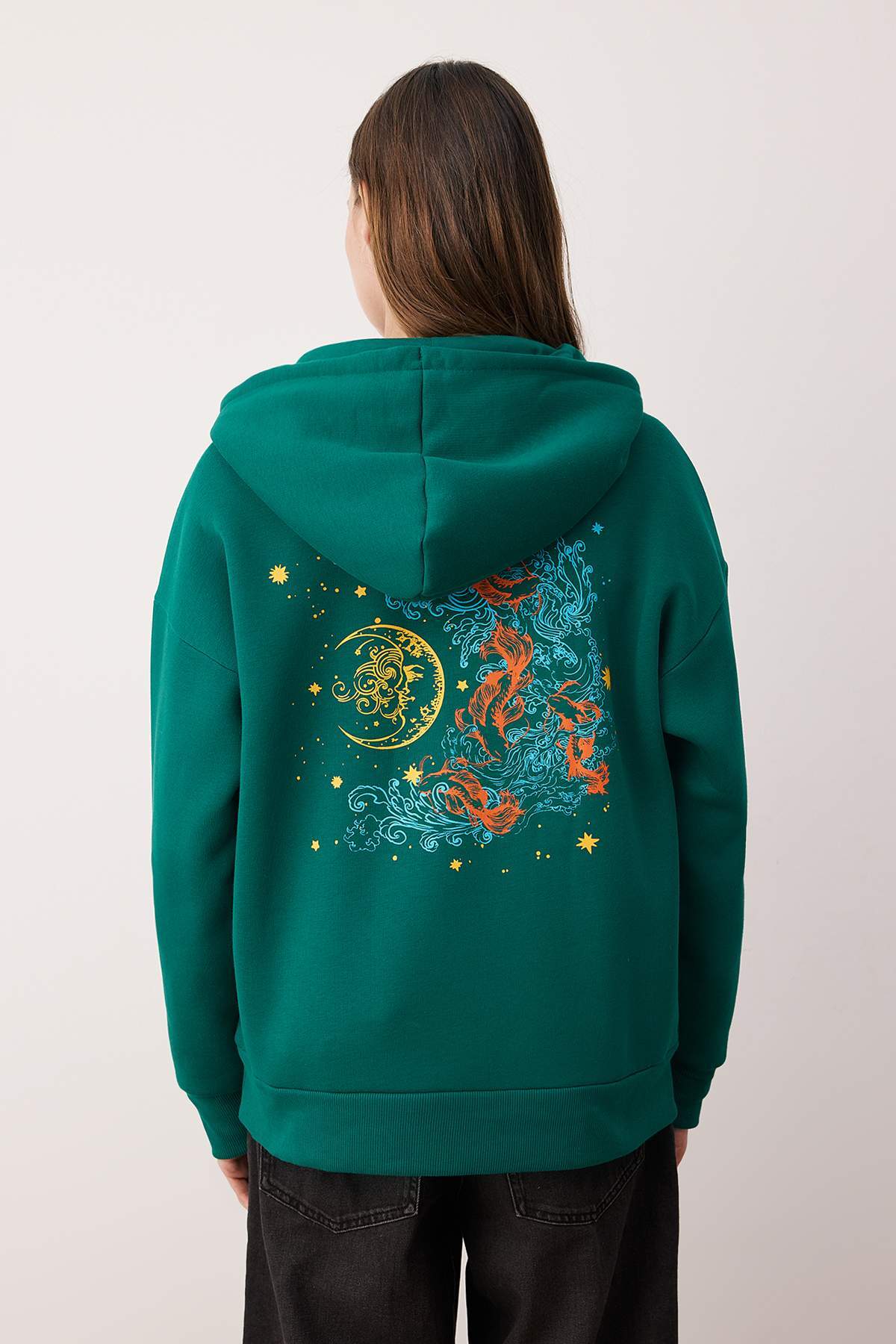 Trendyolmilla Ekru Kalın İçi Polarlı Kapüşonlu Baskılı Oversize/Geniş Kalıp Örme Sweatshirt TWOAW24SW00136