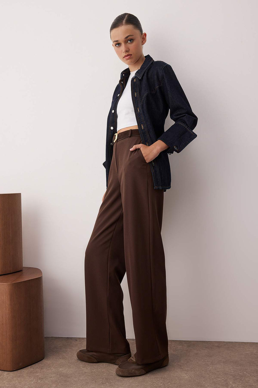 Trendyolmilla Beyaz  Wide Leg/Geniş Paça Bootcut Dokuma Kumaş Pantolon TWOAW21PL0332