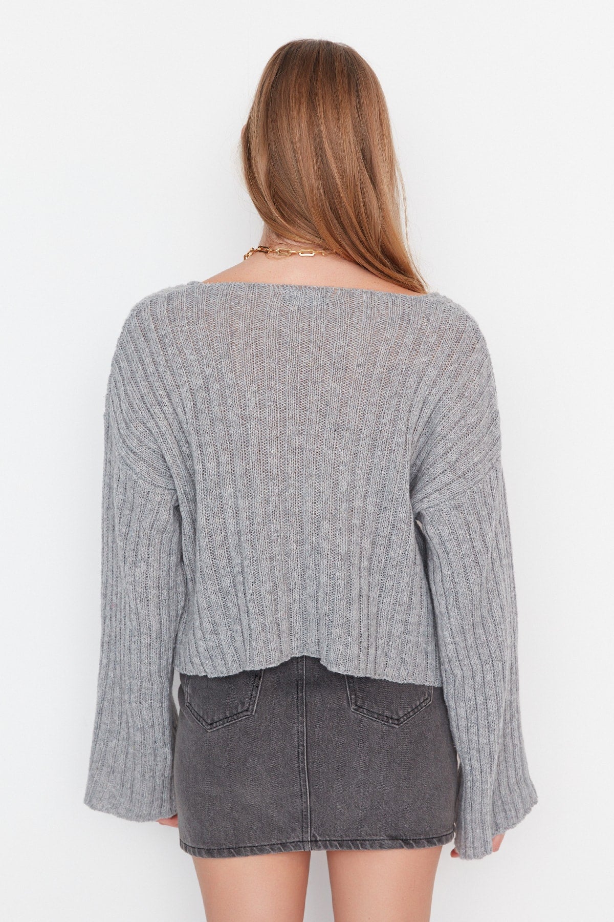 Trendyolmilla Koyu Mavi Merserize Görünümlü Yünlü Geniş Kalıp Basic Triko Kazak TWOAW23KZ01844