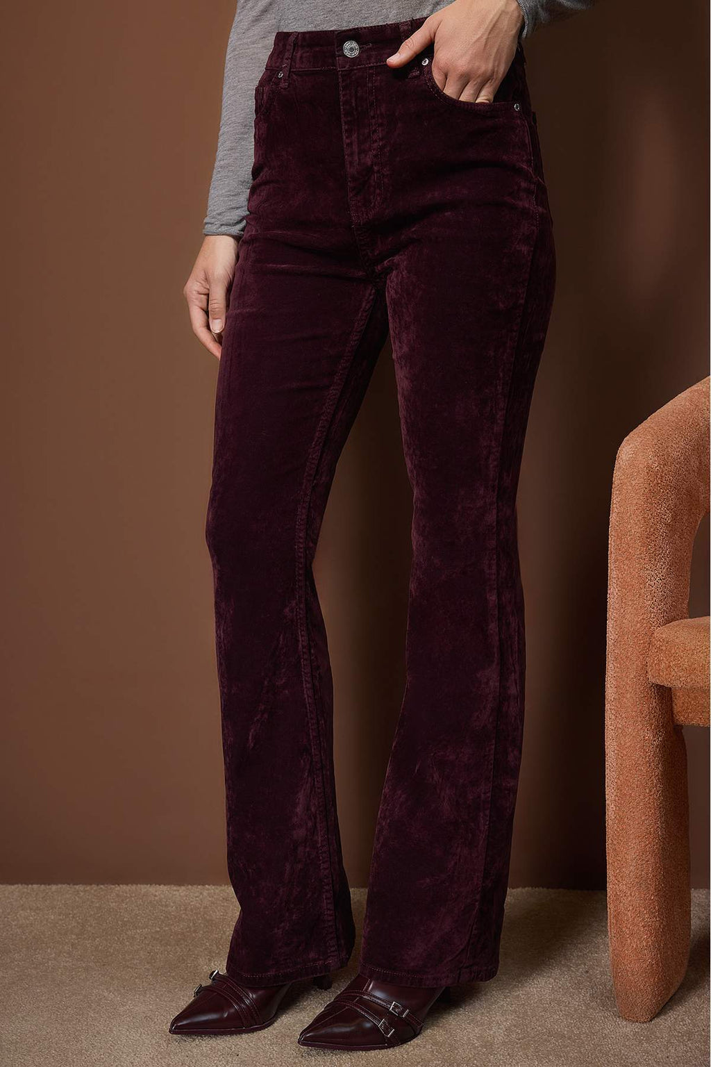 Bordo Süet Görünümlü Yüksek Bel Comfort/Esnek Flare Jeans TWOAW26JE00287