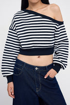 Trendyolmilla Teen Lacivert Çizgili Regular Kalıp İçi Polarlı Crop Asimetrik Yaka Örme Sweatshirt TWOAW25SW00143