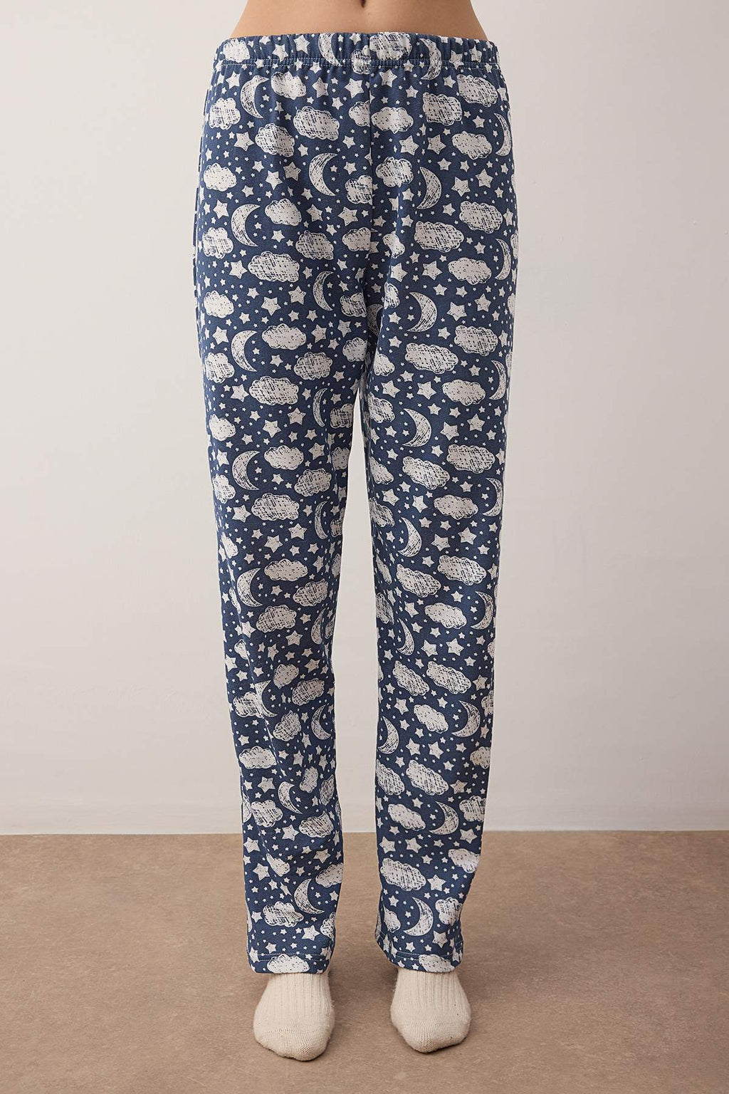 Trendyolmilla Kırmızı Pamuklu Kalpli Slogan Baskılı Uyku Bantlı Örme Pijama Takımı THMAW25PT00223