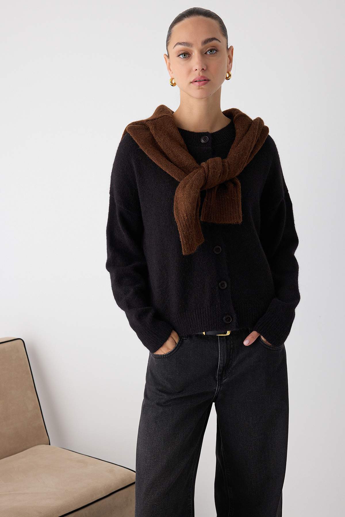 Trendyolmilla Wardrobe Essentials Siyah Alpaka Yünü Karışımlı Geniş Kalıp Triko Hırka | TWOAW26HI00089