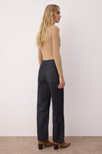 Koyu Mavi Nervür Detaylı Yüksek Bel Comfort/Esnek Wide Leg Jeans TWOAW26JE00140