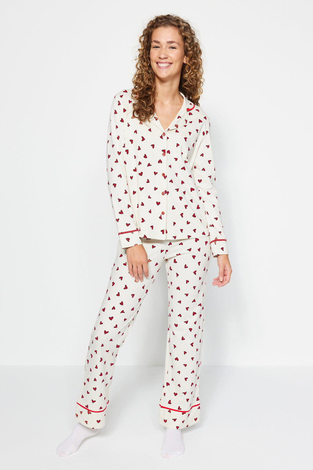 Trendyolmilla Bej %100 Pamuklu Kalpli Biyeli Örme Pijama Takımı THMAW24PT00103