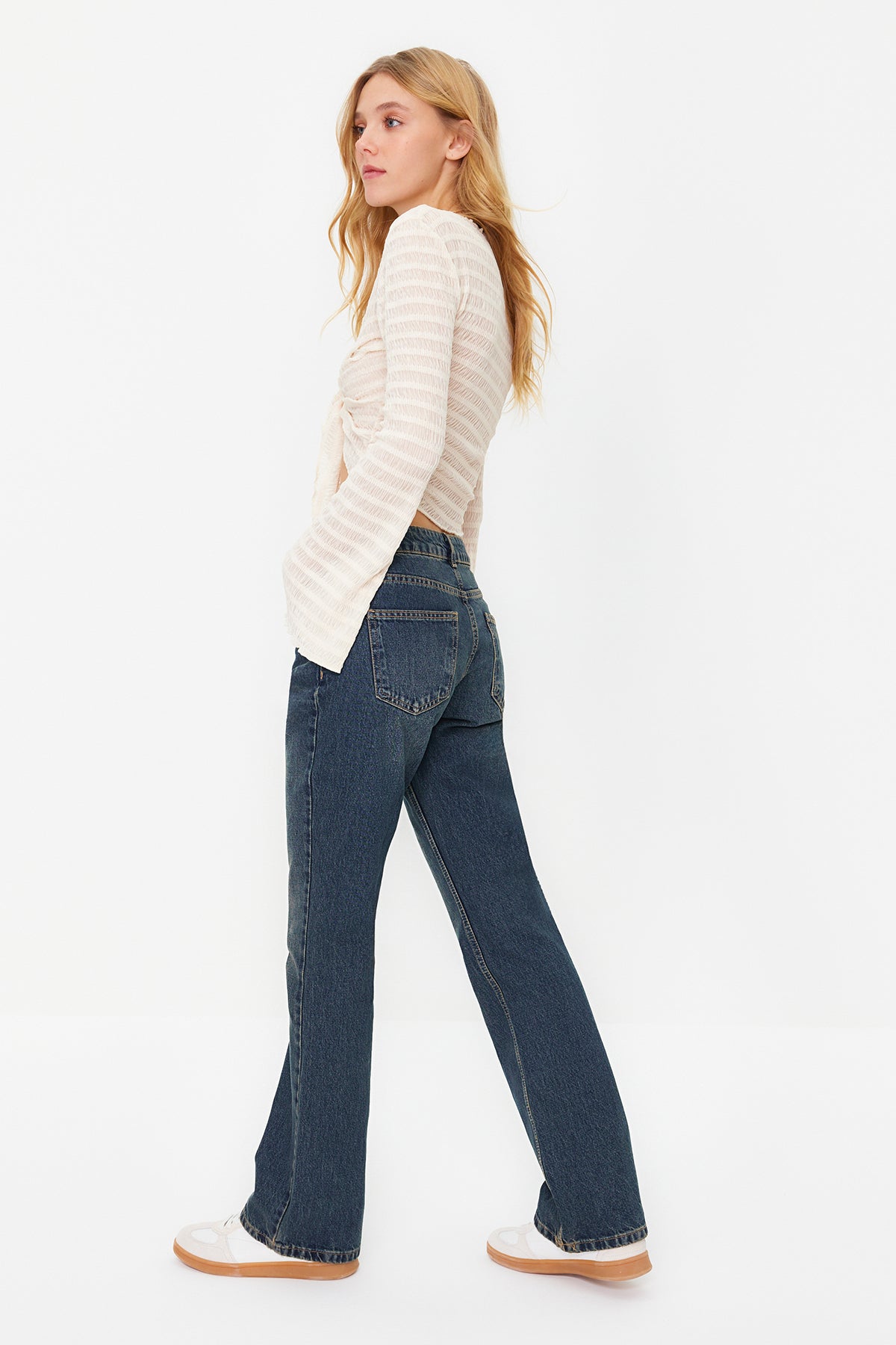 Koyu Mavi Düşük Bel Düz Kesim Straight %100 Pamuk Non-Stretch Jeans TWOSS24JE00100