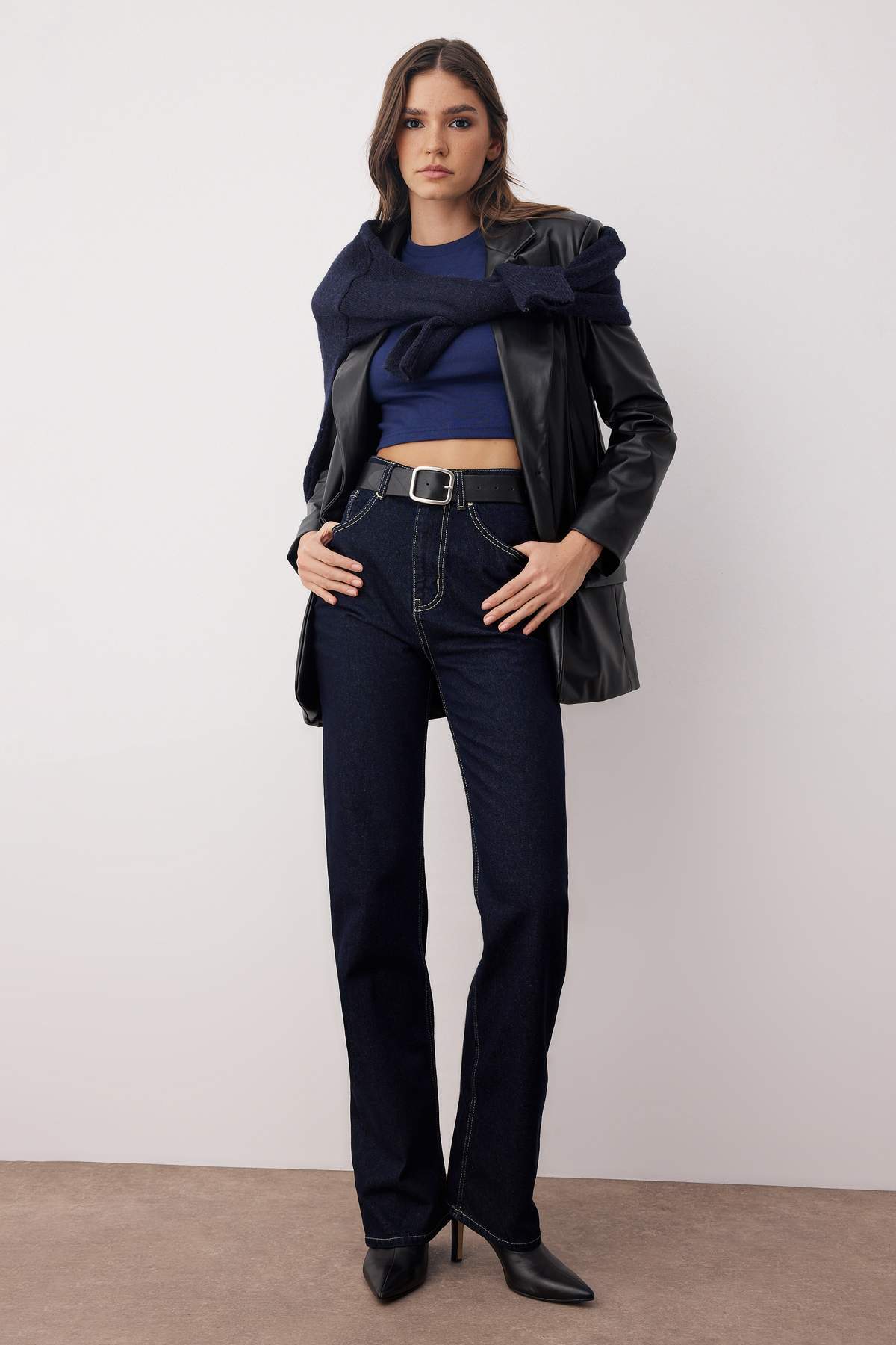 Koyu Mavi Yüksek Bel Orta Esnek Straight/Düz Kesim Jeans TWOAW26JE00025