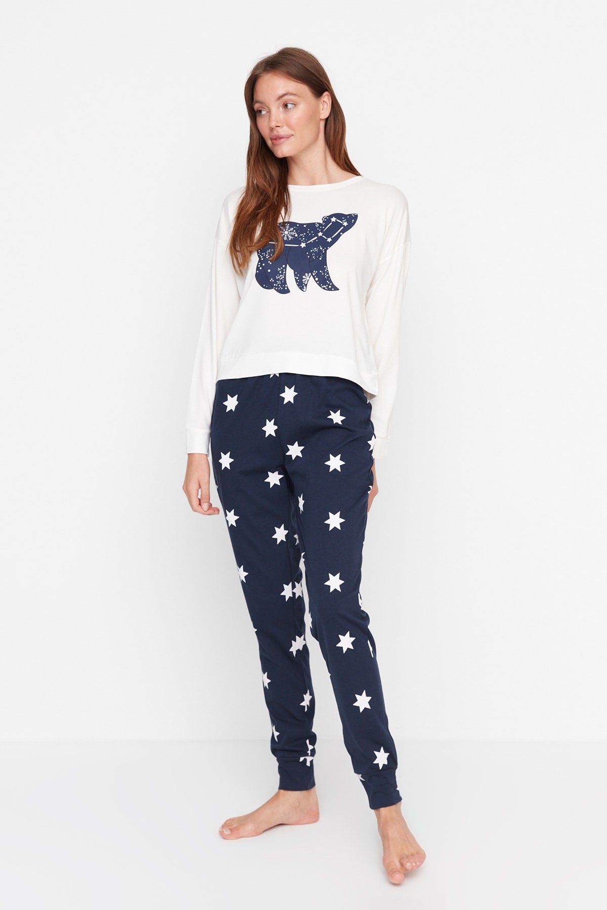 Trendyolmilla Beyaz %100 Pamuklu Yıldız Desenli Örme Pijama Takımı THMAW21PT0241