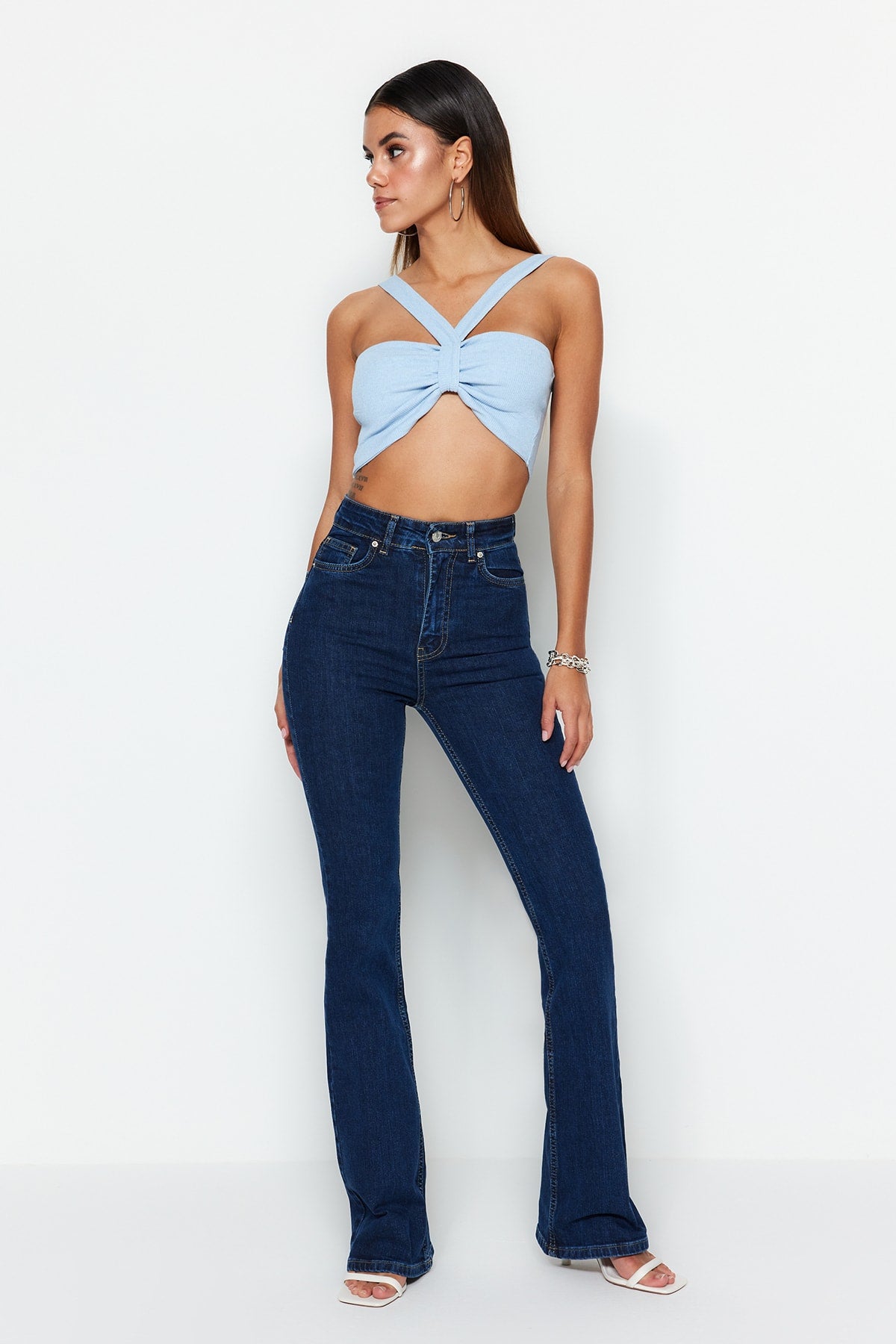 Trendyolmilla Mavi*002 Süper Yüksek Bel Comfort/Esnek Flare Jeans TWOSS23JE00064