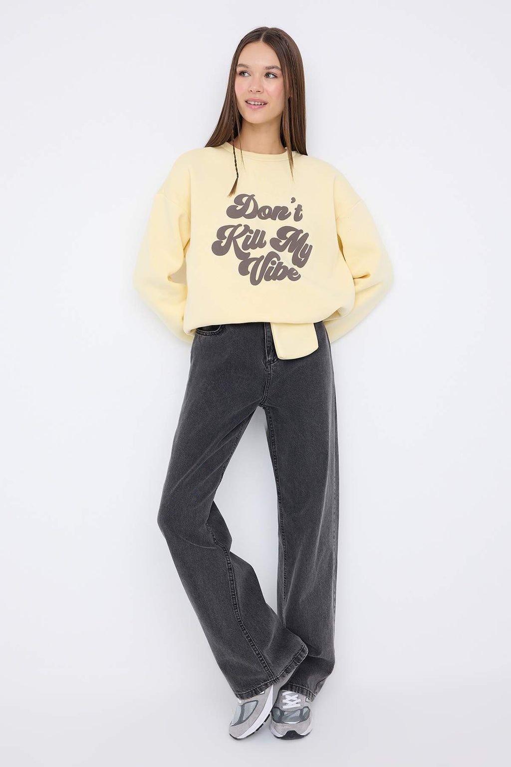 Teen Sarı Kabartma Slogan Baskılı Oversize/Geniş Kalıp Kalın Örme Sweatshirt TWOAW26SW00172