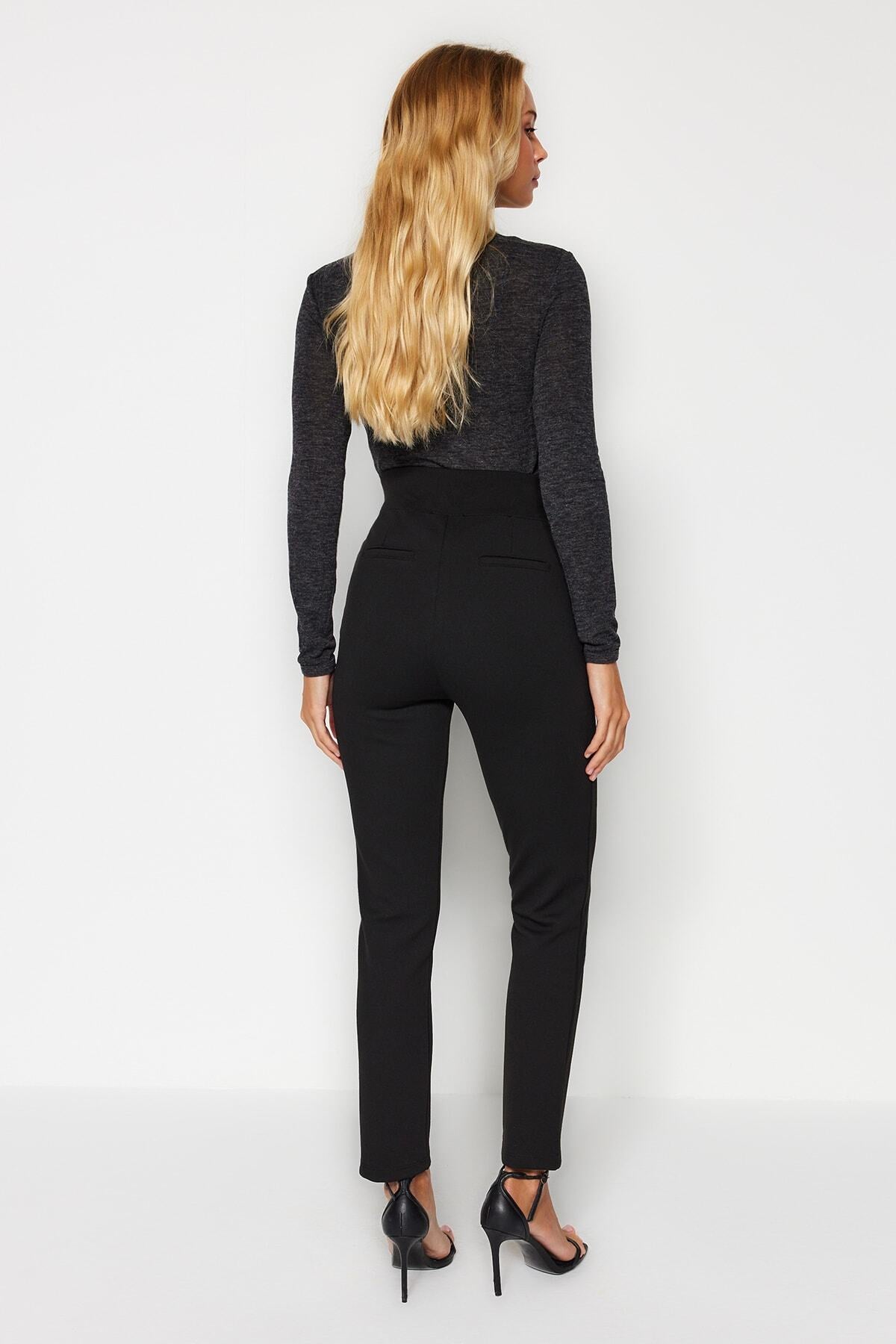 Siyah Toparlayıcı Yüksek Bel Nervürlü Beli Lastikli Slim Fit Kalın Örme Pantolon TWOAW24PL00114