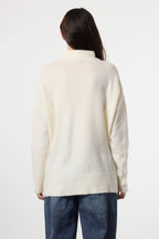 Trendyolmilla Taş Geniş Kalıp Yumuşak Dokulu Triko Kazak TWOAW23KZ00469