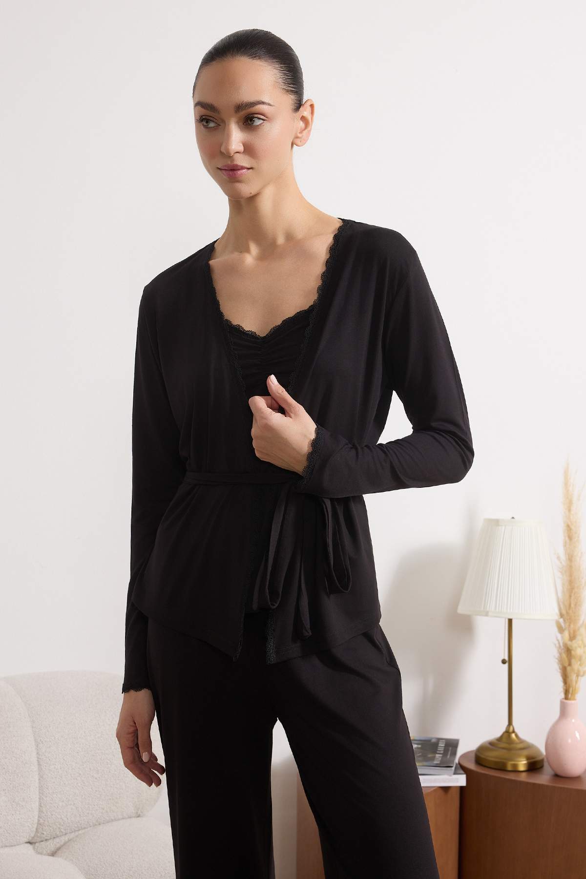 Trendyolmilla Açık Mavi 3'lü Dantelli Viskon Örme Pijama Takımı THMSS26PT00056