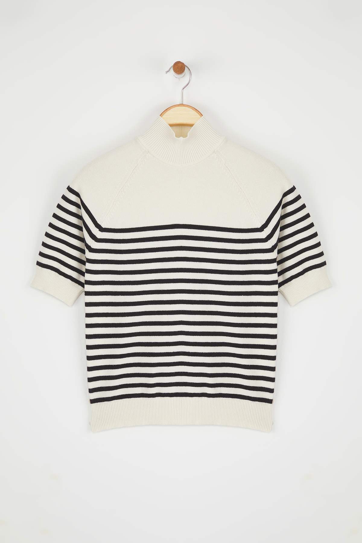 Trendyolmilla Bordo Merserize Görünümlü Premium İplik/Özel İplik Basic İnce Triko Bluz TWOAW24BZ00005