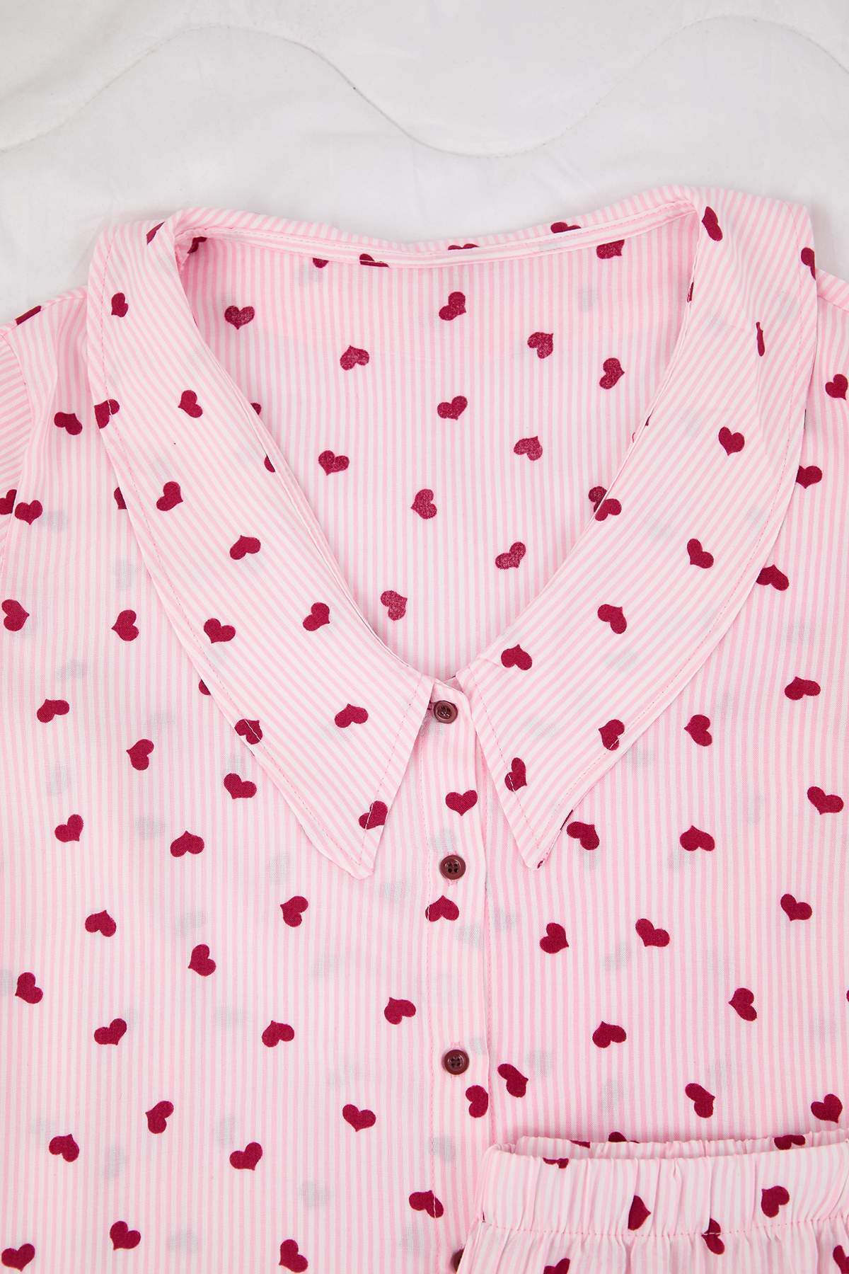 Trendyolmilla Pembe Çizgili Viskon Dokuma Pijama Takımı THMAW26PT00106