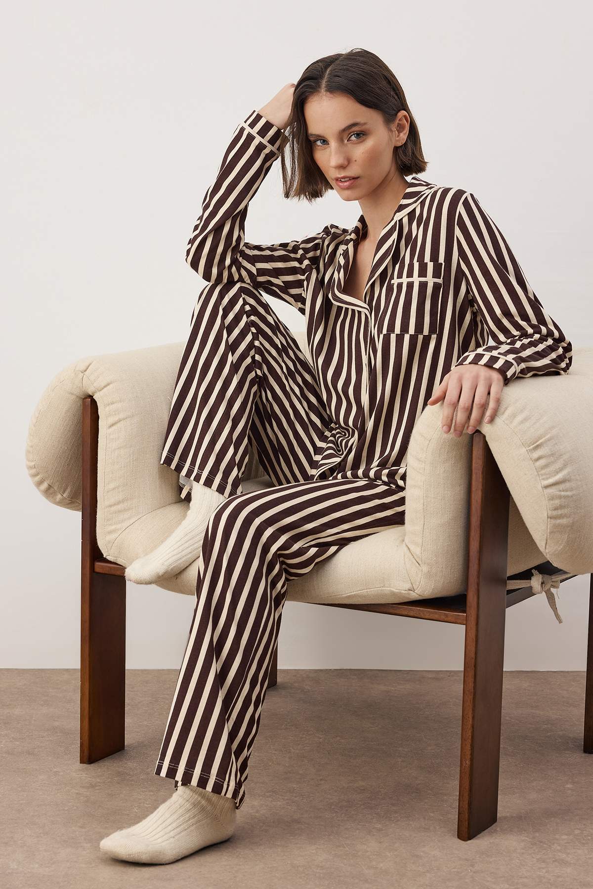 Trendyolmilla Pudra %100 Pamuklu Çizgili Biye Detaylı Örme Pijama Takımı THMAW21PT0614