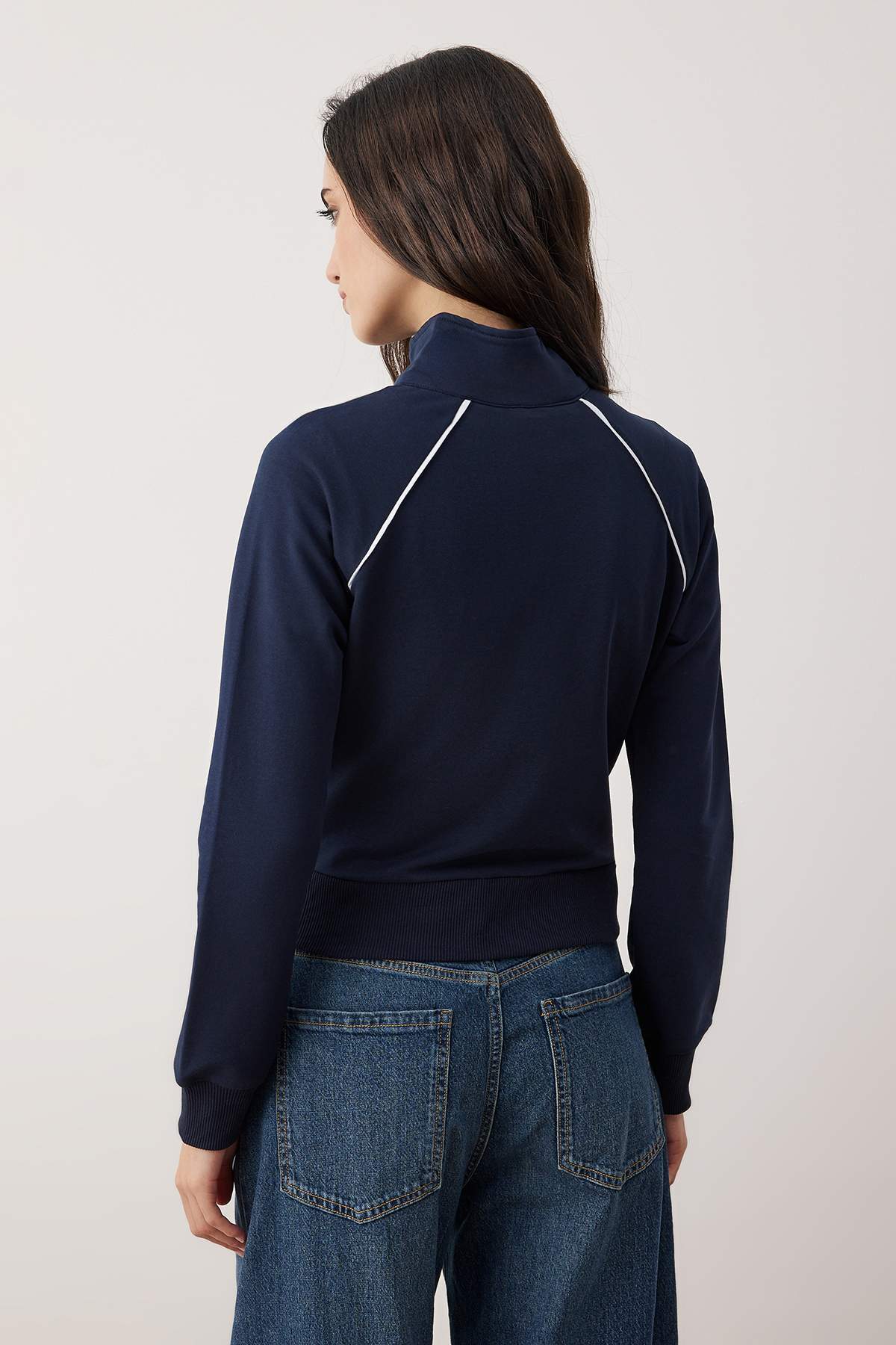 Lacivert Fitted/Vücuda Oturan Biyeli Full Fermuarlı Örme Sweatshirt TWOAW26SW00190