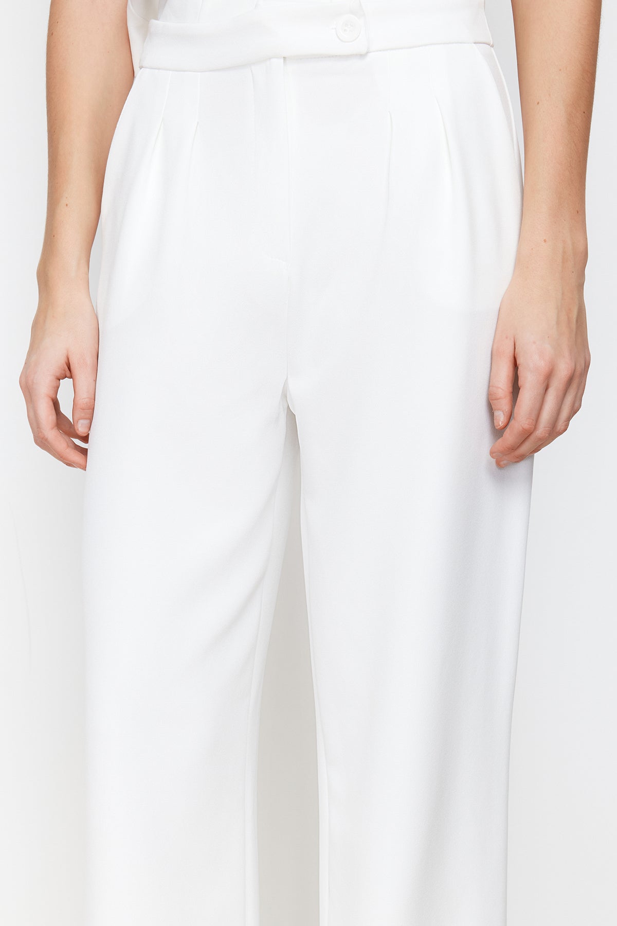 Trendyolmilla Ekru Wide Leg/Geniş Paça Yüksek Bel Dokuma Kumaş Pantolon TWOAW22PL0066
