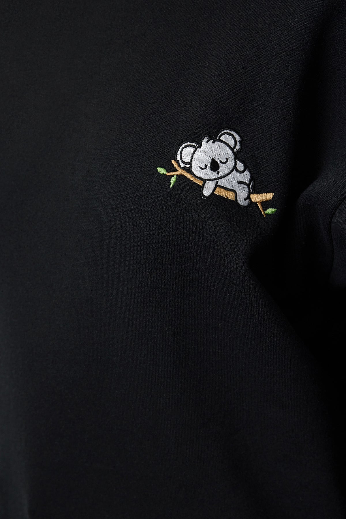 Trendyolmilla Siyah Animal Nakışlı Regular/Normal Kalıp Kalın İçi Polarlı Örme Sweatshirt TWOAW24SW00196