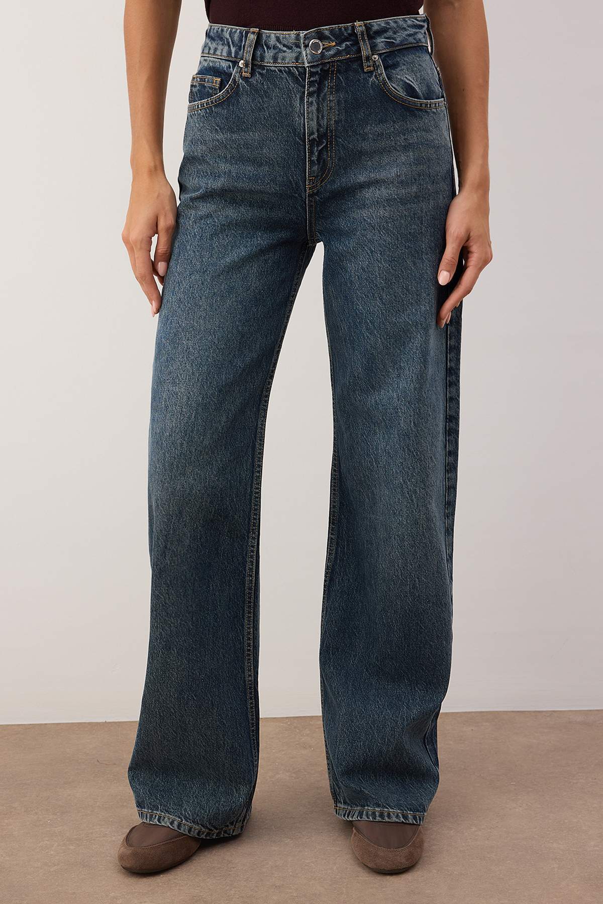 Trendyolmilla Açık Mavi Yüksek Bel Wide Leg Palazzo Jeans TWOAW26JE00251