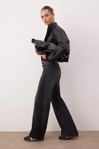 Trendyolmilla Özel Koleksiyon Mavi Yüksek Bel Renk Bloklu Wide Leg Geniş Paça Jeans TWOAW26JE00099