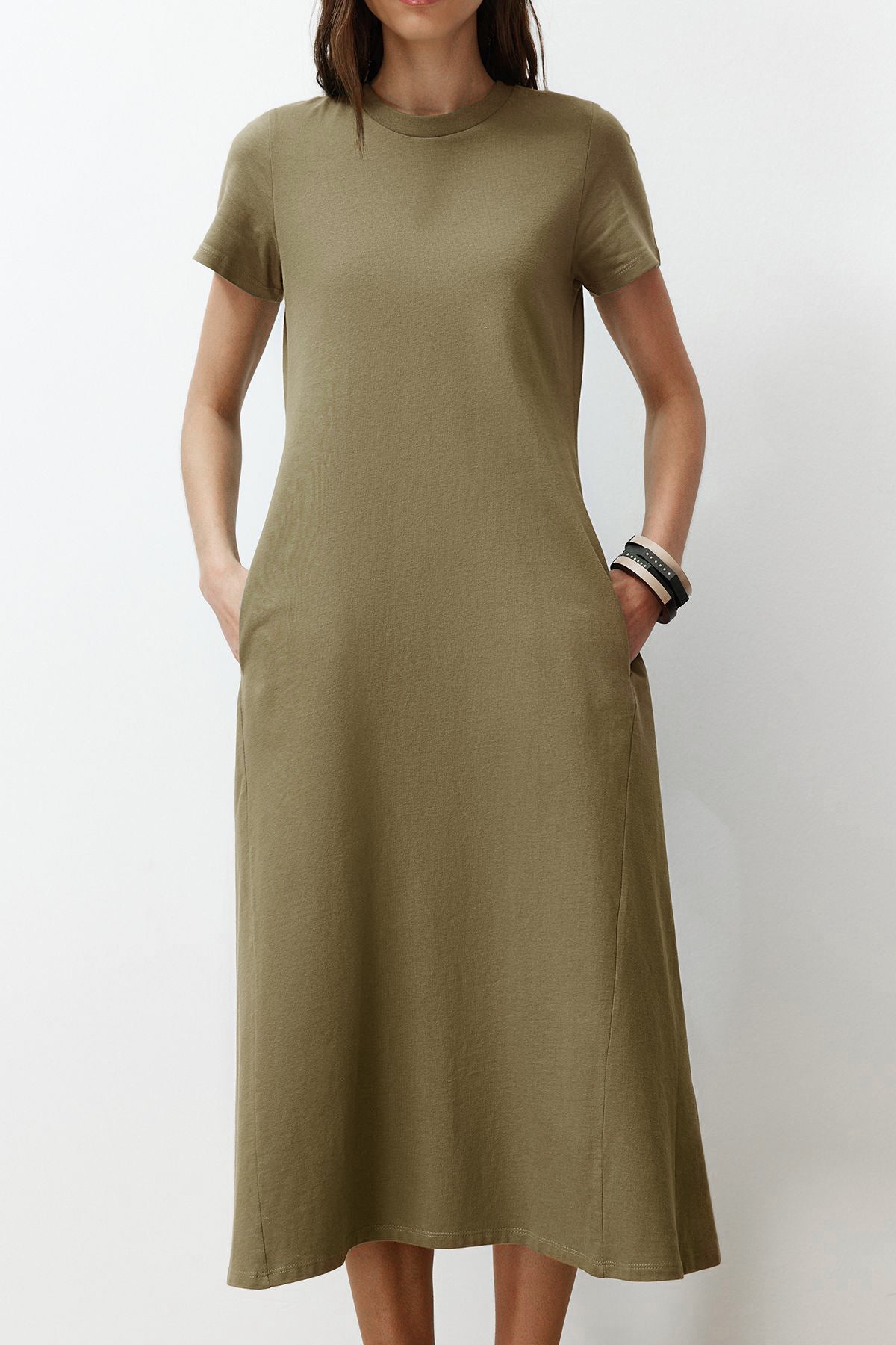 Trendyolmilla Haki Cepli Bisiklet Yaka A-Line Örme Midi Elbise TWOSS24EL00169