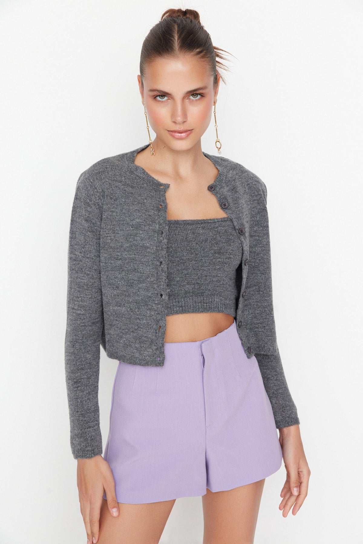 Trendyolmilla Antrasit Crop Yumuşak Dokulu 2'li Bluz-Hırka Triko Takım TWOAW21HI0107