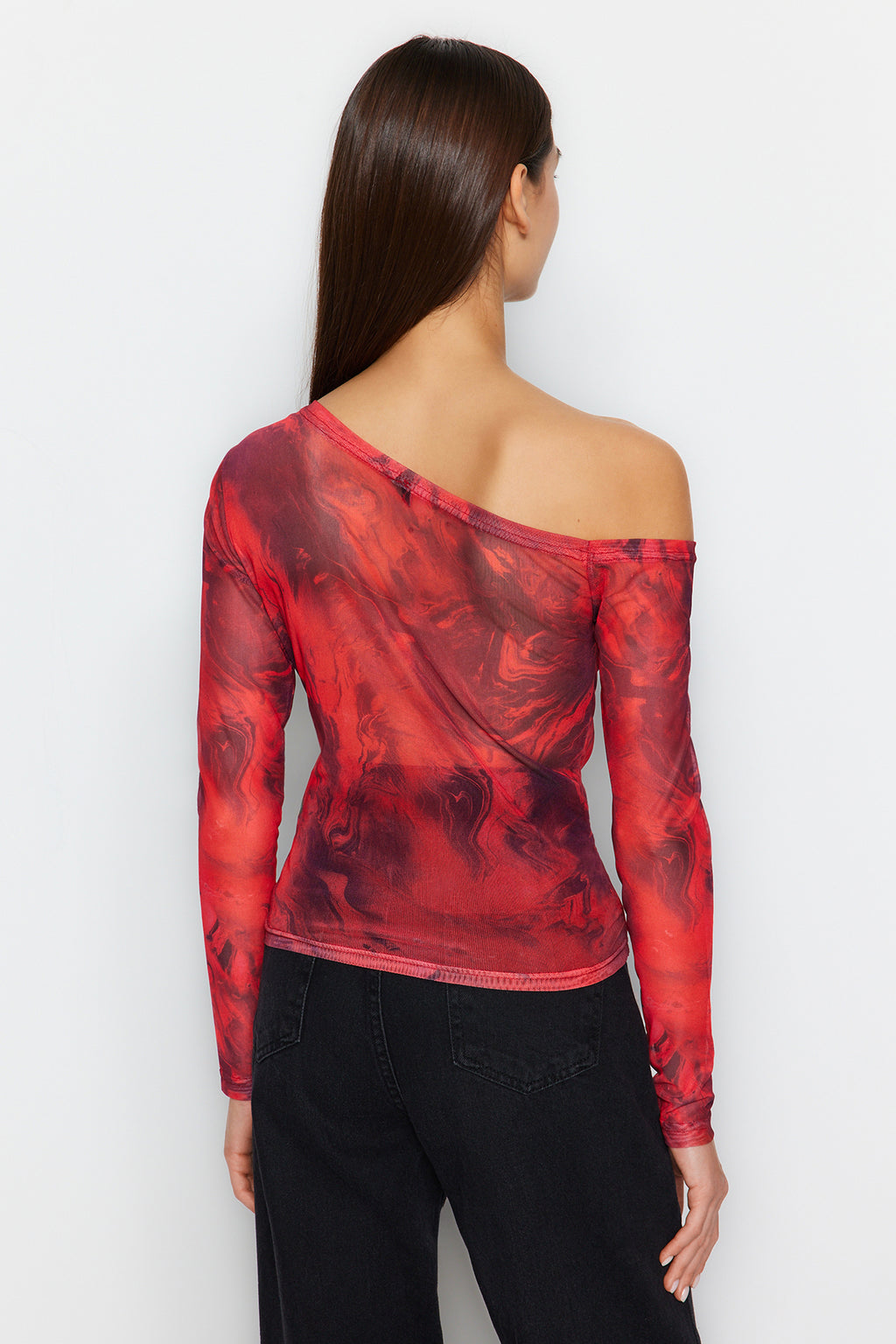 Trendyolmilla Antrasit Tül Fitted/Vücuda Oturan Astarlı Asimetrik Yaka Bluz TWOAW24BZ00051