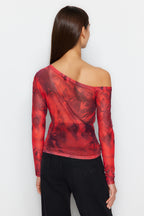 Trendyolmilla Antrasit Tül Fitted/Vücuda Oturan Astarlı Asimetrik Yaka Bluz TWOAW24BZ00051