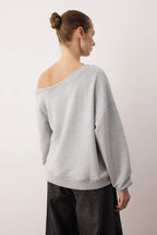 Trendyolmilla Teen Antrasit Slogan Baskılı Açık Omuzlu Örme Sweatshirt TWOAW26SW00201