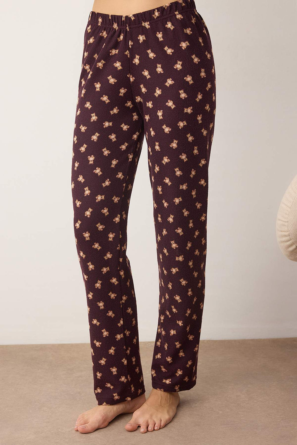 Trendyolmilla Bordo Kurdele/Fiyonklu Yumuşak Kışlık Waffle Örme Pijama Takımı THMAW26PT00187